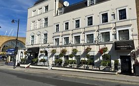 Kings Cross Inn Hotel